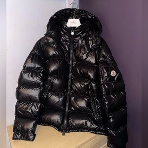 Men's Moncler Puffer Jacket With Garment Bag and Hanger